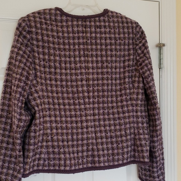 Beautiful Blazer, gold tone buttons - Picture 5 of 8